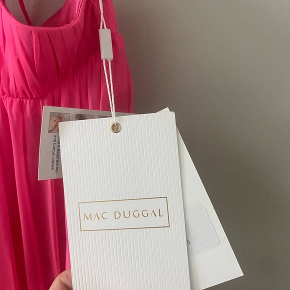 Hot pink Mac Duggal gown, brand new! Barbiecore🎀 - Picture 7 of 8
